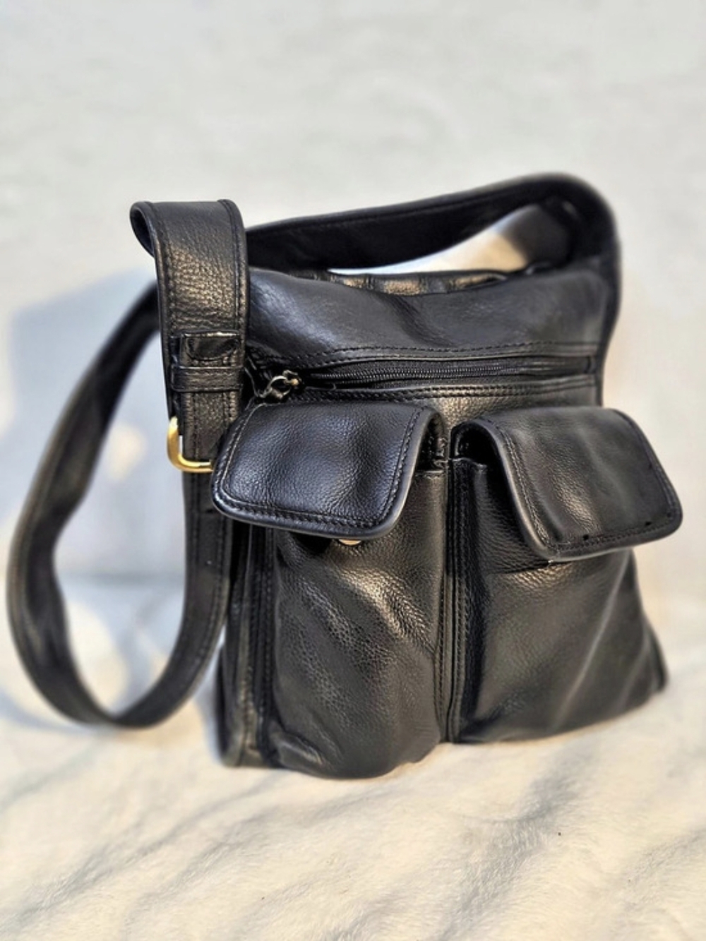 Fossil Black Leather Vintage Messenger Pebbled Leather Crossbody Bag